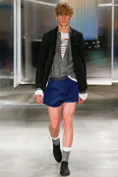 Look 39